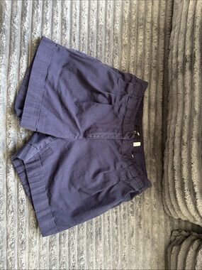 H&M Navy Tailored mid-rise Shorts